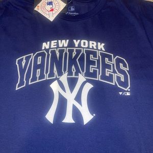 Mens Brand new New York Yankees x-large t shirt